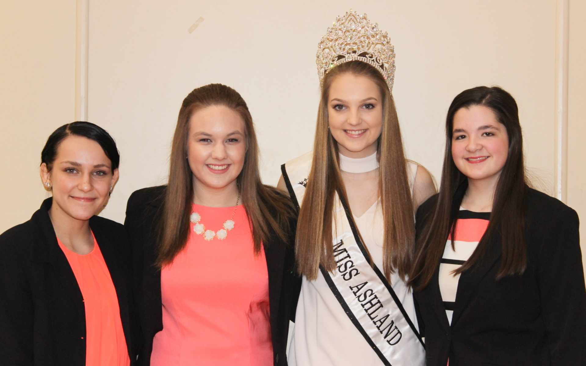 Eleven to vie for Ashland crowns - The County