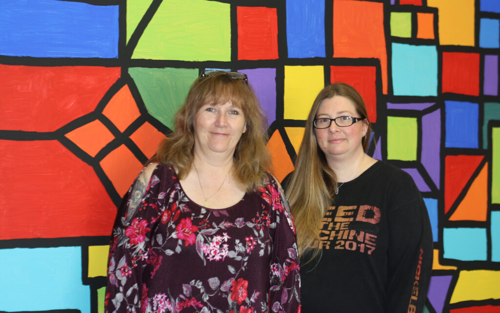 Stained glass artists open new business, classroom space in downtown ...