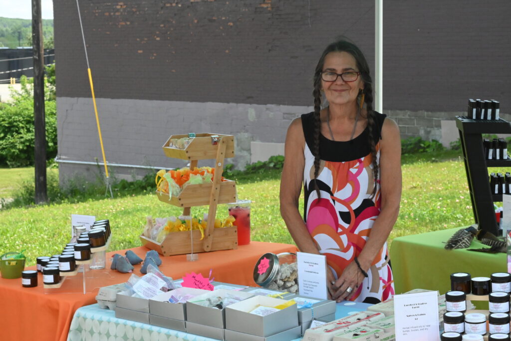 Van Buren launches its 1st farmers market The County