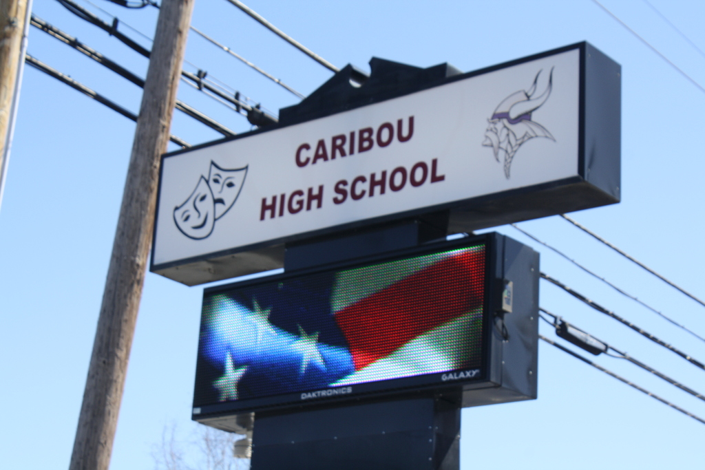 Caribou school cancels use of fingerprint technology to track students