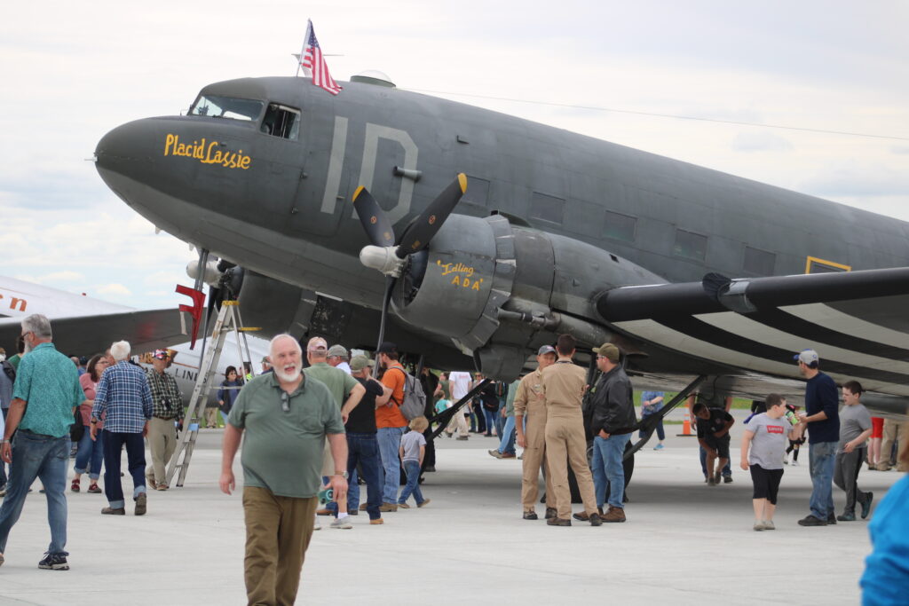 World War II planes stop in Presque Isle to start D-Day remembrance journey – The County